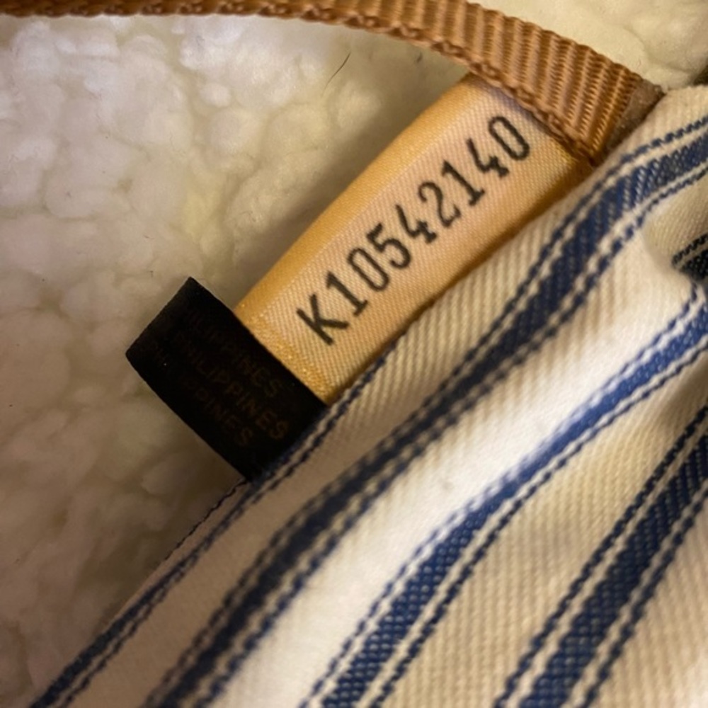Dooney Bourke Pocket Sac Shoulder Bag - Picture 8 of 11